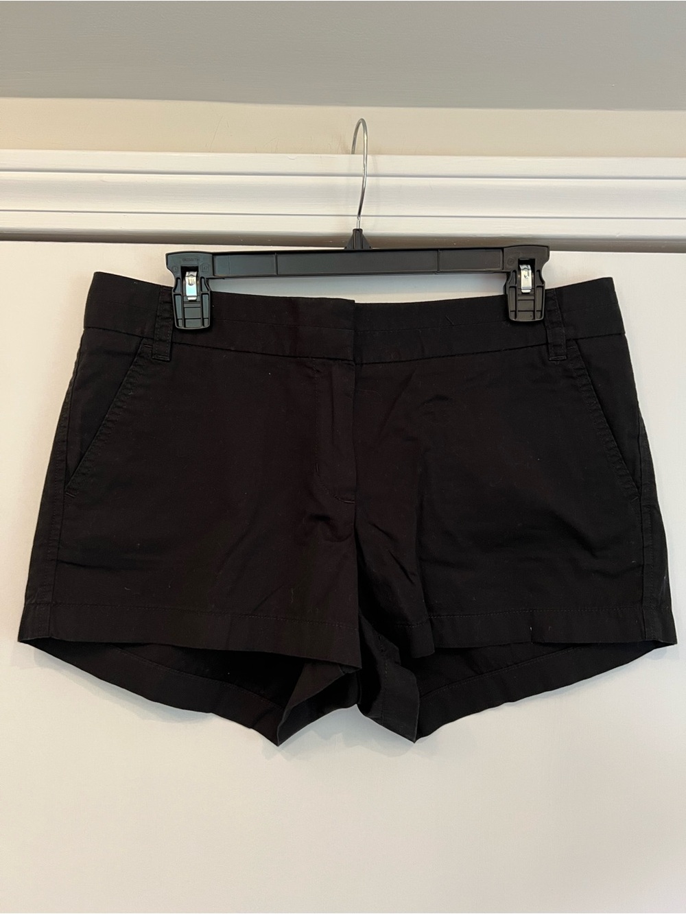NWT JCrew Factory Buttery Twill Chino shorts in Black, Size 10